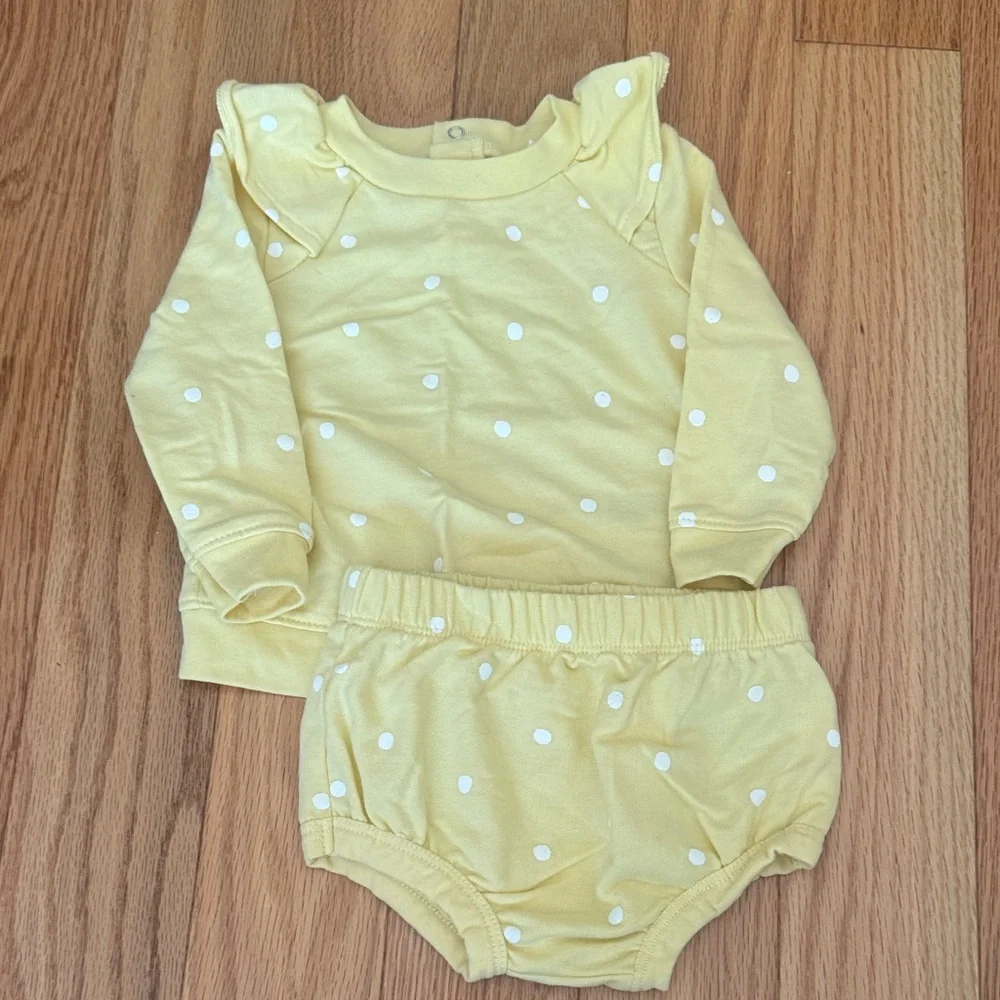 Cat & Jack Yellow Polka Dot Outfit